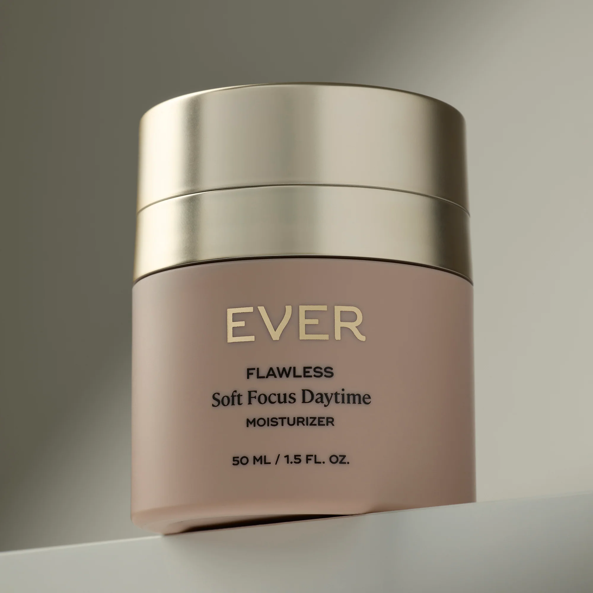 FLAWLESS Soft Focus Daytime Moisturizer - Image 3